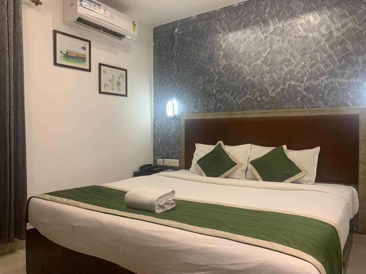 Hotel Greenlife Kochi Bagian luar foto